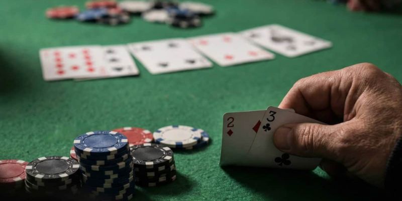 Cách Chơi Poker Online Dễ Thắng